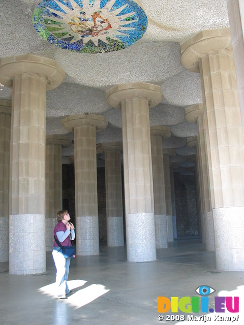 21150 Jenni at Pillars below Ceramic Bench